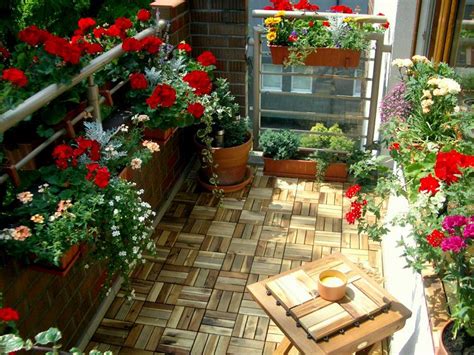 10 Ways to Enhance Your Balcony Garden Experience