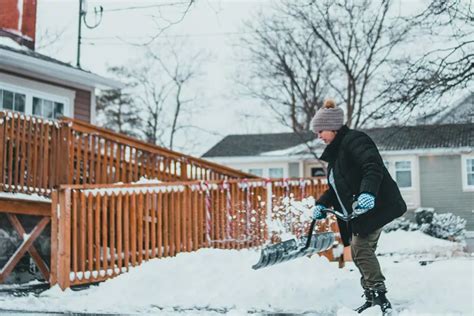 7 Essential Tips For Winterizing Your Balcony