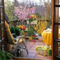 Color Schemes for a Beautiful Balcony Garden