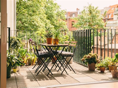 Create A Relaxing Retreat With Your Balcony Garden