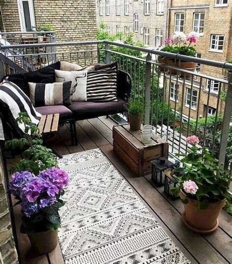 DIY Ideas For Your Balcony Garden Makeover