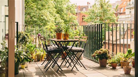 Designing a Balcony Garden for Maximum Yield