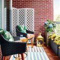 How To Choose Colors For Your Balcony Garden