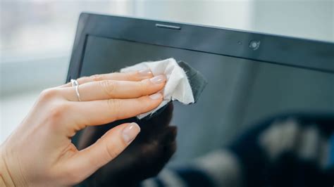 How To Clean A Touch Screen Computer Screen